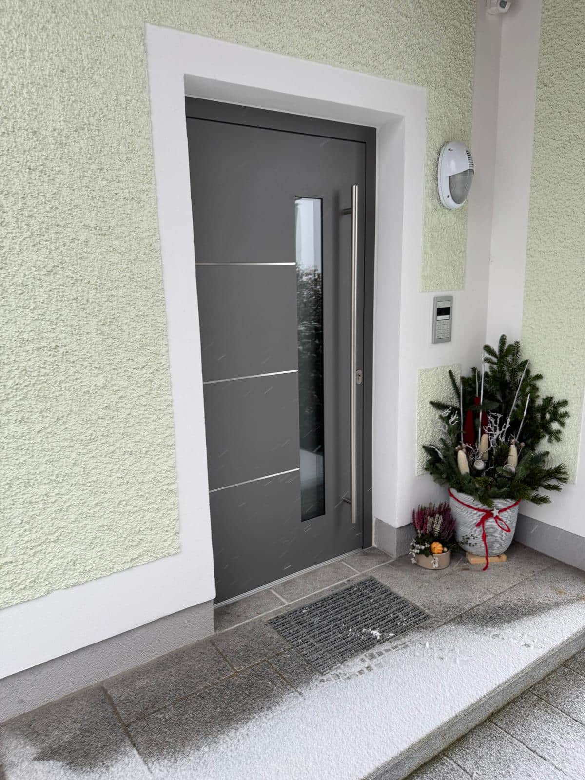 Aluminium Haustüren Modelle mit Glasausschnitt