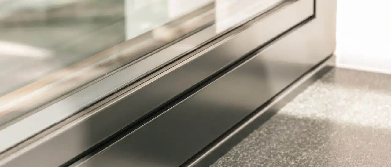 Fenster flächenbündig