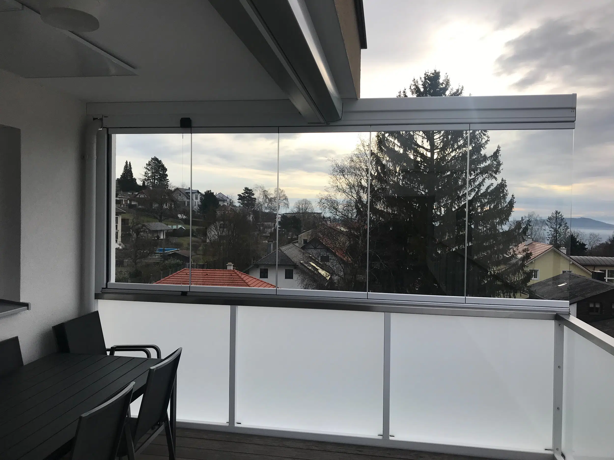 Balkonverglasung Windschutz faltbar