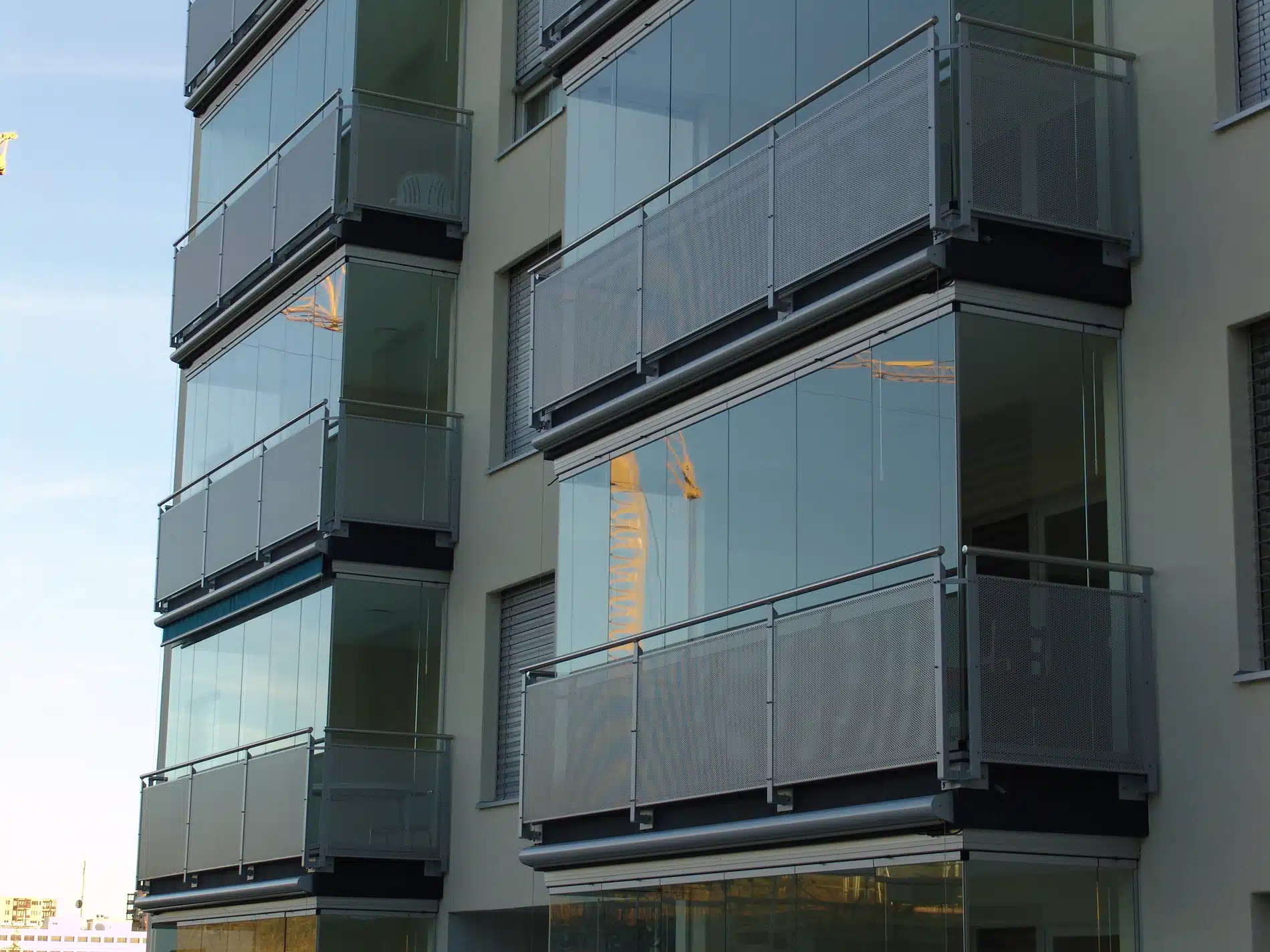 Balkonverkleidung Glas nachträglich