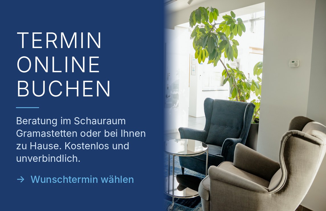 Termin online buchen – Sitzecke im Schauraum von Fenster Schmidinger in Gramastetten