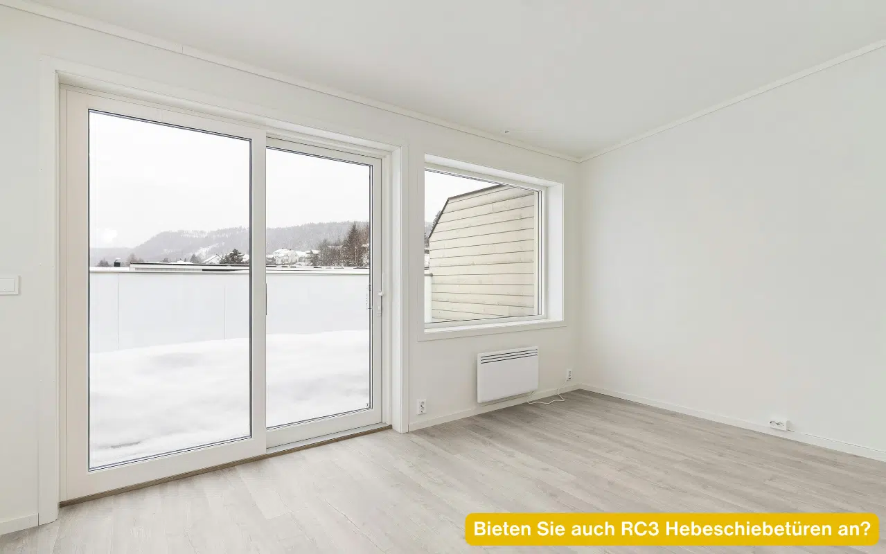 Bieten Sie auch RC3 Hebeschiebetüren an? Wohnraum mit Hebeschiebetür und großzügiger Glasfront
