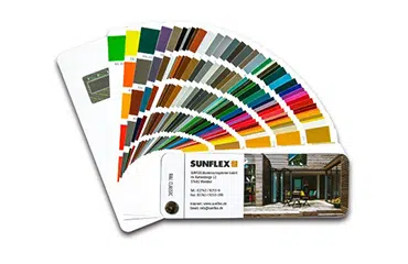 Farbfächer zeigt 6 neue Standard-Farben für Terrassendächer und Schiebe-Systeme, vielfältige Möglichkeiten in der Farbwahl.