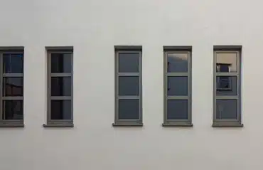 Fenster in RAL 7037 Staubgrau