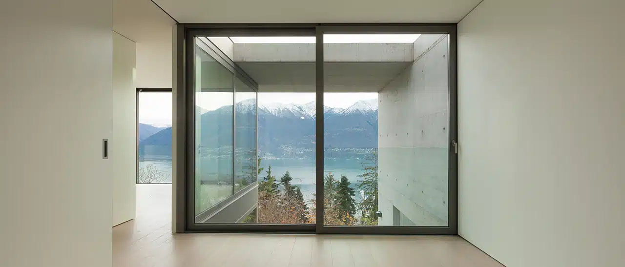 Fenster in RAL 9007 graualuminium