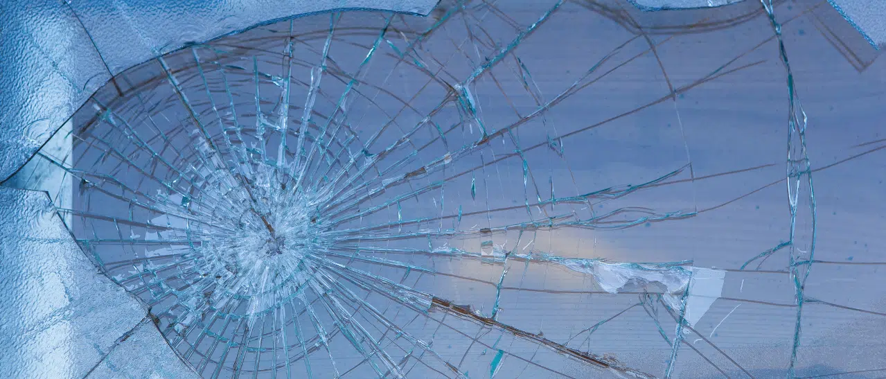 Fenster Glas kaputt