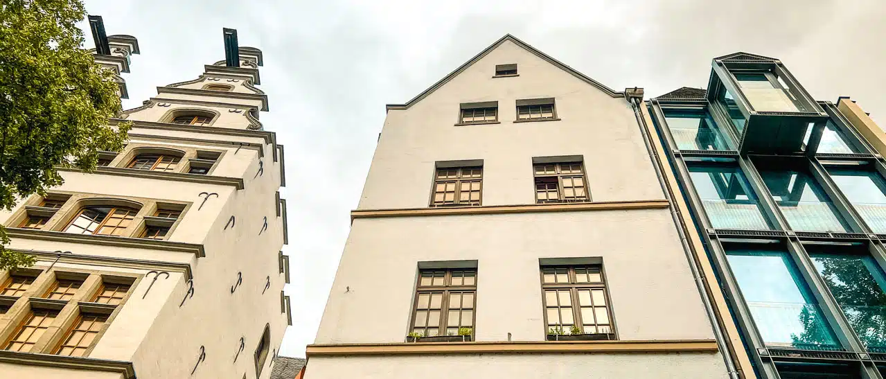 Fenster mit Sprossen passen zu vielen unterschiedlichen Hausstilen.