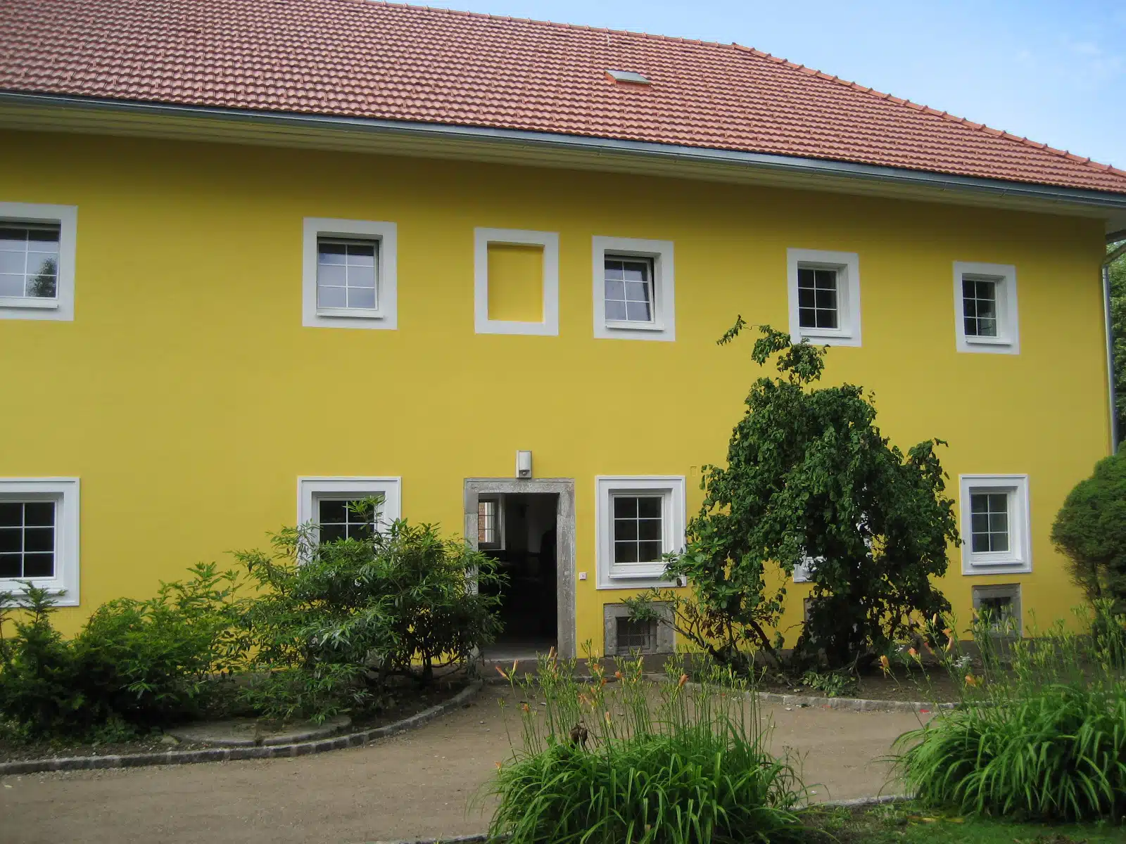 Fenster weiß mit Sprossen für Landwirtschaftsgebäude