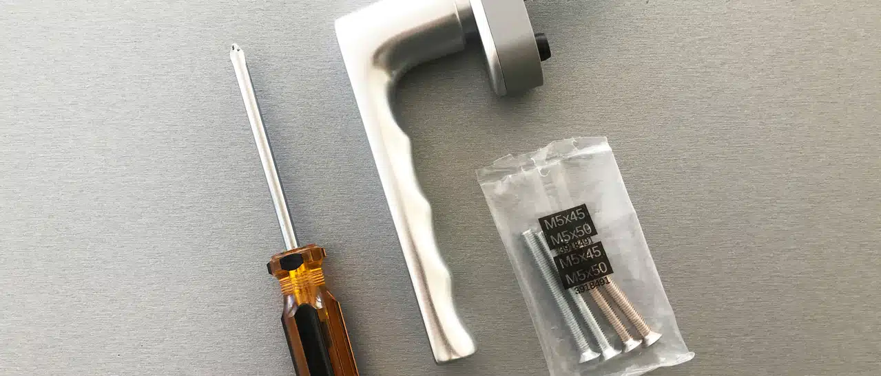 Fenstergriff austauschen Werkzeug herrichten