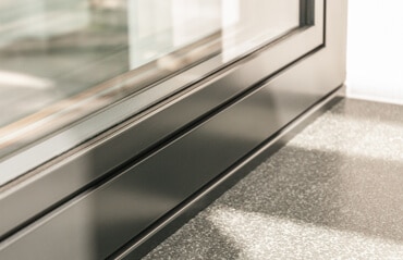 Flächenbündiges Fenster