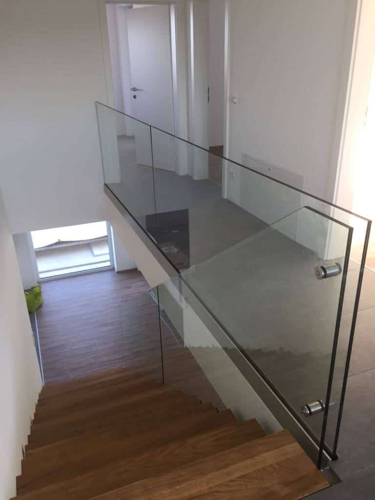 Glasgeländer Stiege
