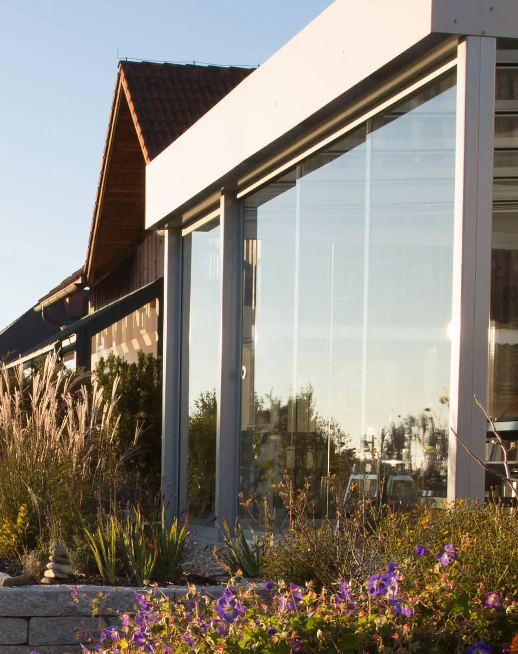 Glasschiebetüren nach Maß für Terrassenüberdachung