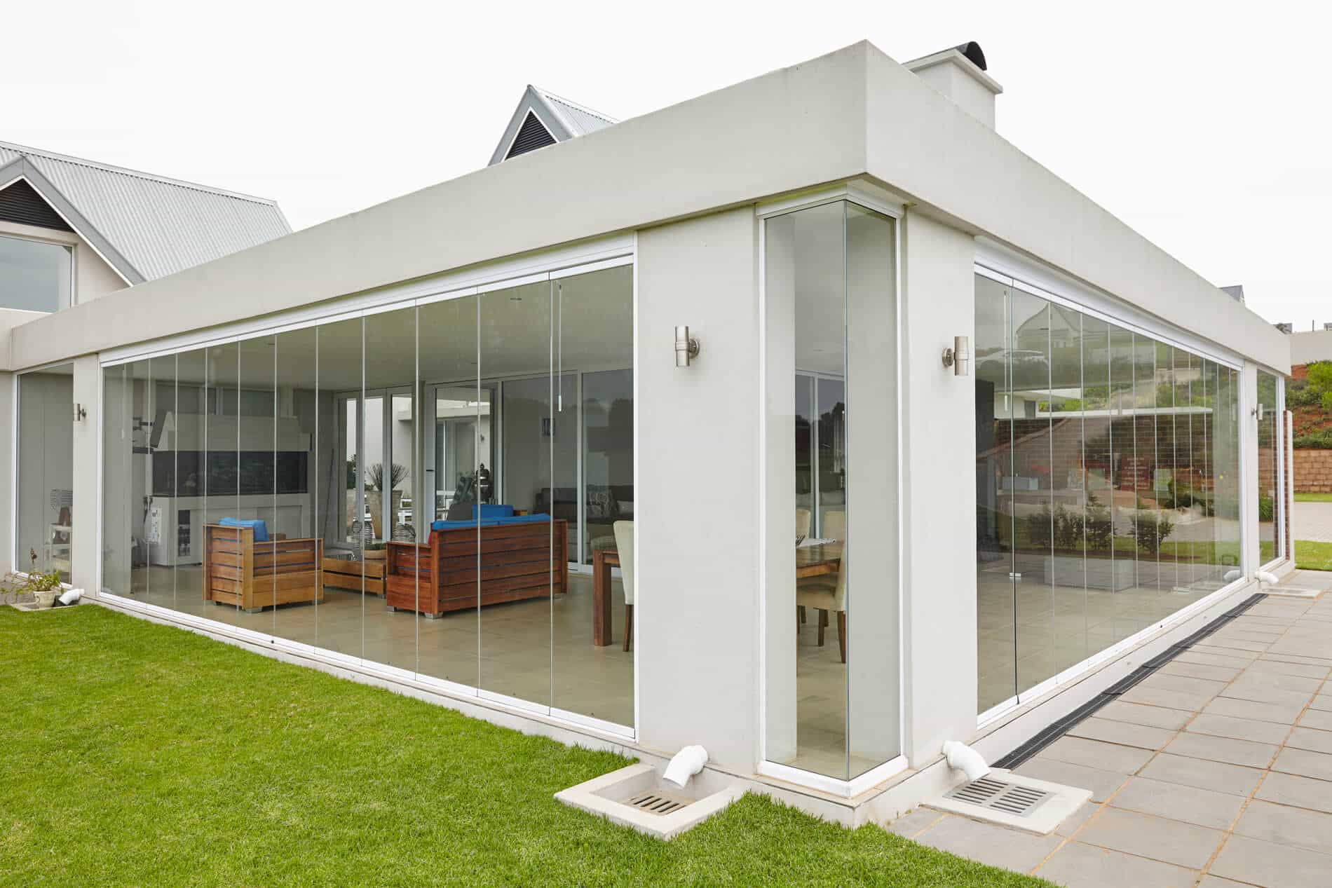 Glasschiebewände Terrassenverglasung