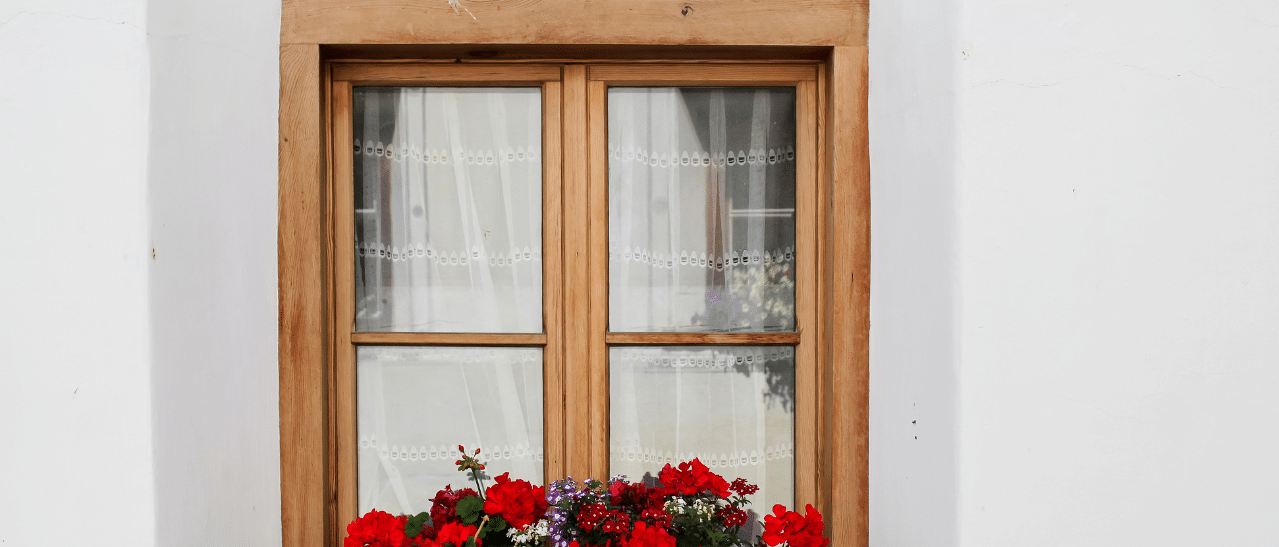 Holzfenster mit Sprossen - Oberösterreich