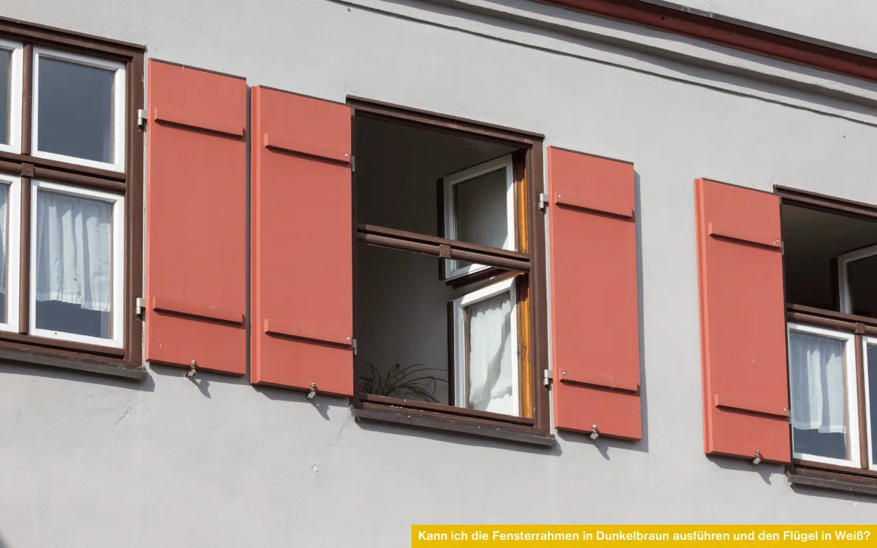 Kann ich die Fensterrahmen in Dunkelbraun ausführen und den Flügel in Weiß Fenster mit braunem Rahmen und weißen Flügeln an grauer Fassade