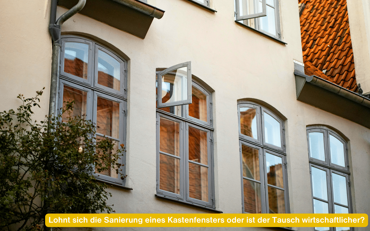 Lohnt sich die Sanierung eines Kastenfensters oder ist der Tausch wirtschaftlicher - alte Sprossenfenster an einer Altbaufassade