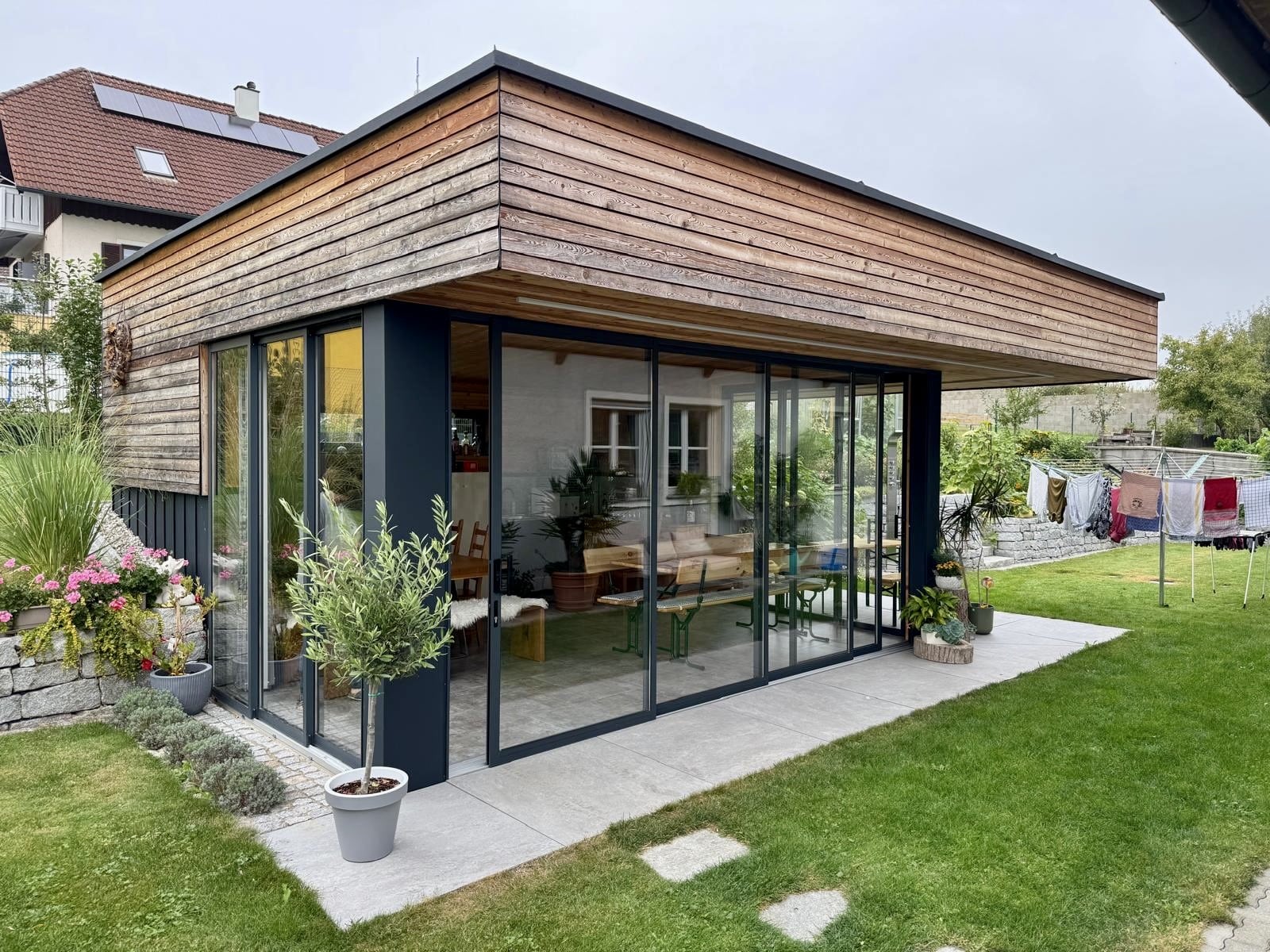 Moderne Schiebetüren aus Aluminium für Gartenhäuser - Linz Umgebung