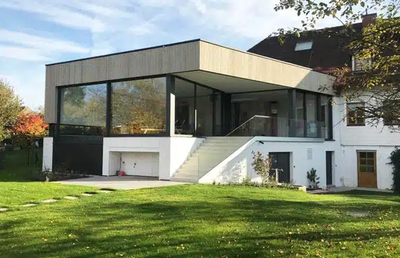 Modernes Poolhaus Wellness