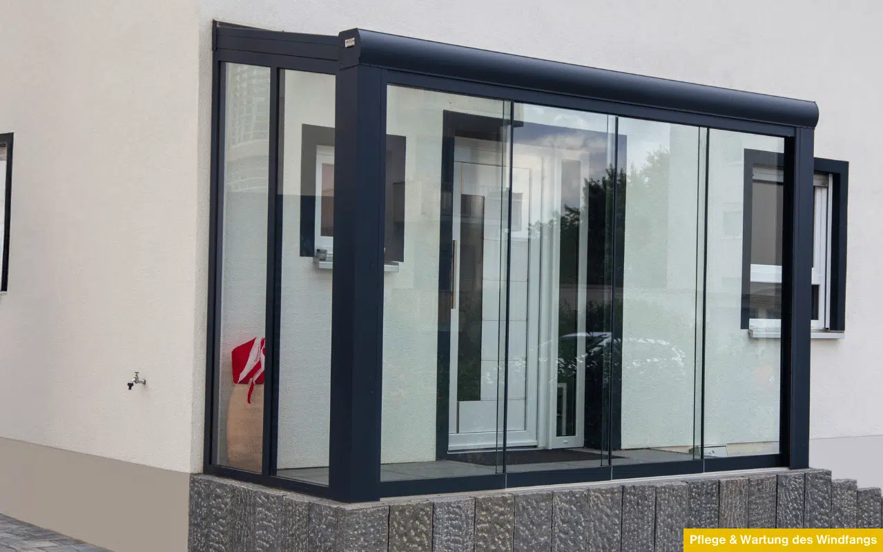 Pflege & Wartung des Windfangs mit Aluminiumprofilen und Glas sorgt für langlebige Funktion und sauberen Hauseingang