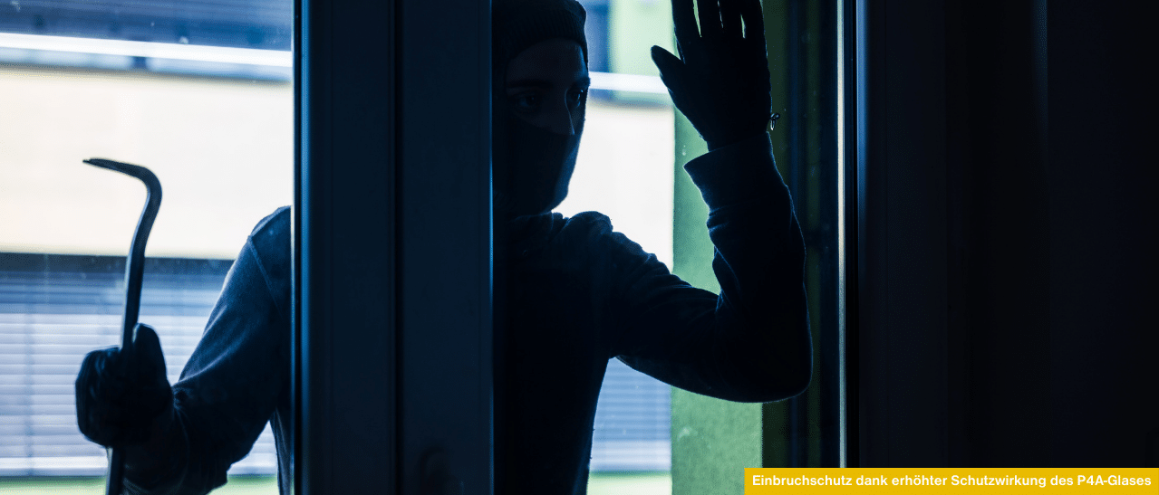 Robustes Fenster mit Schutzwirkung des P4A-Glases bietet optimalen Einbruchschutz und hohe Sicherheit.