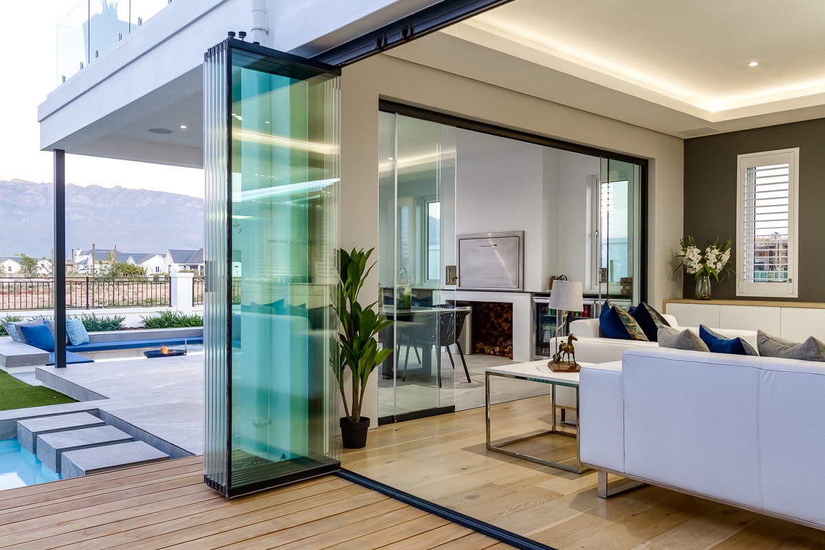 Schiebe-Dreh-System Sunflex für Terrassenverglasung