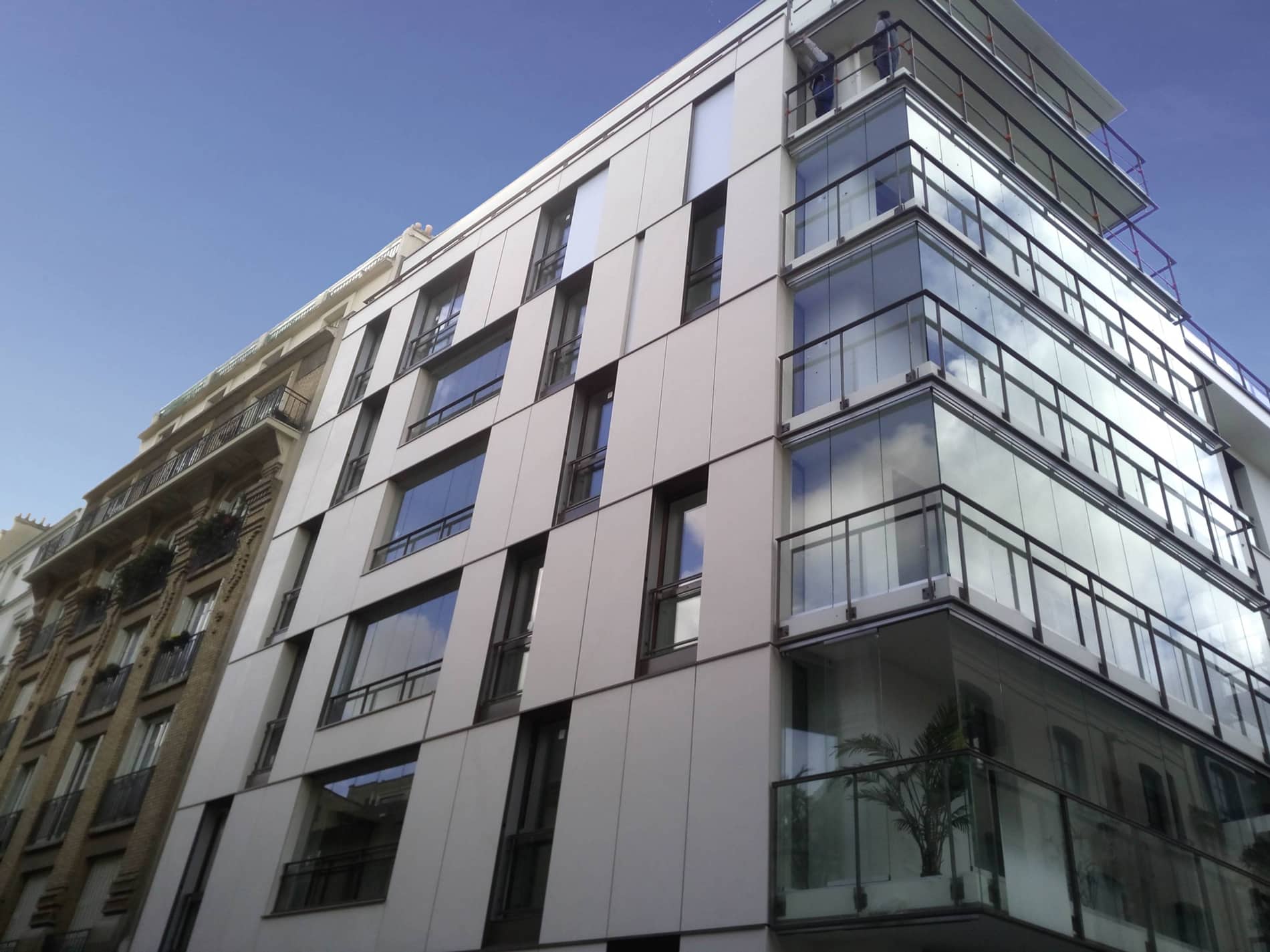 Schiebe-Faltsystem für große Balkone