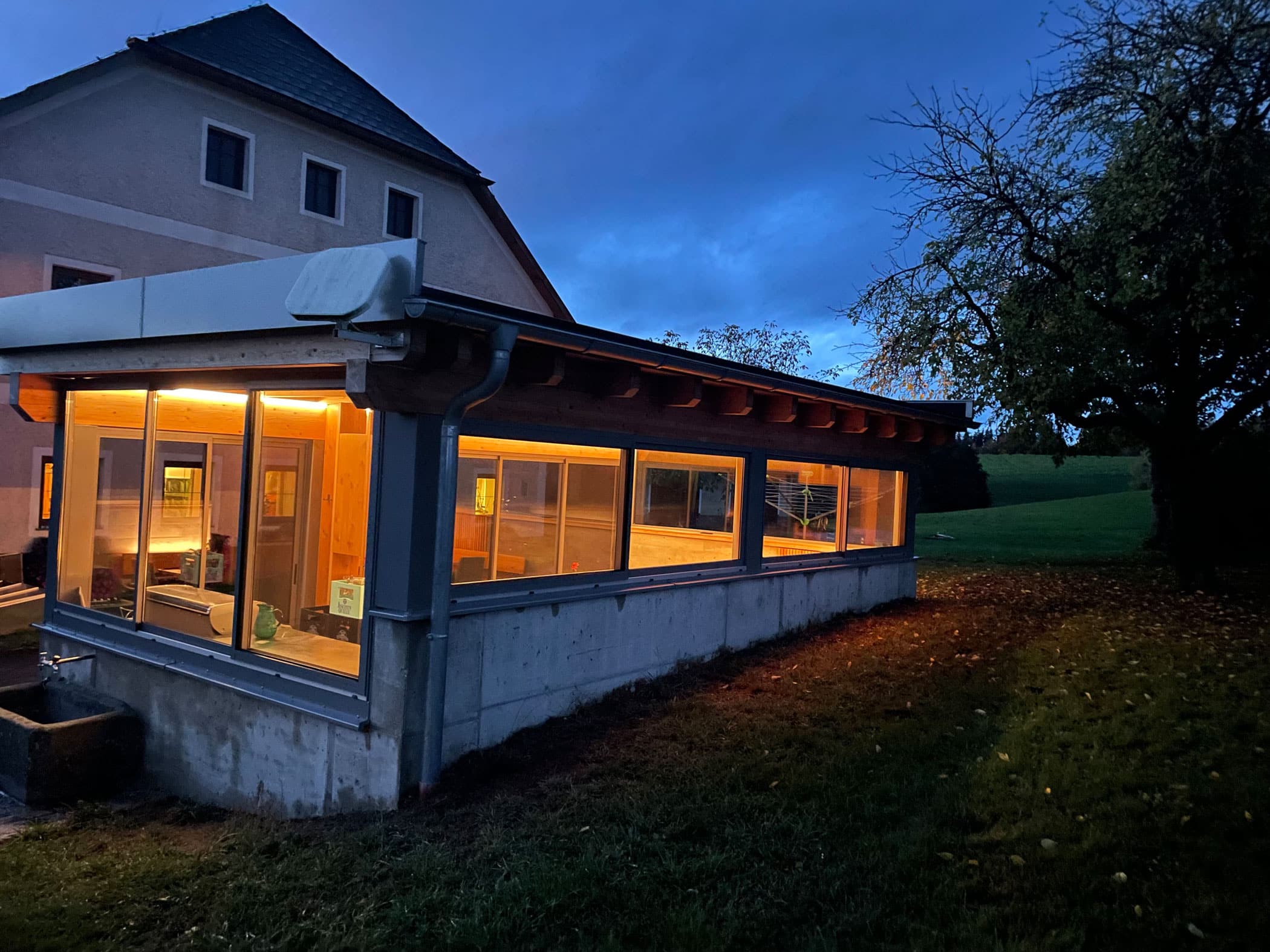 Schiebefenster dichtschließend aus Aluminium