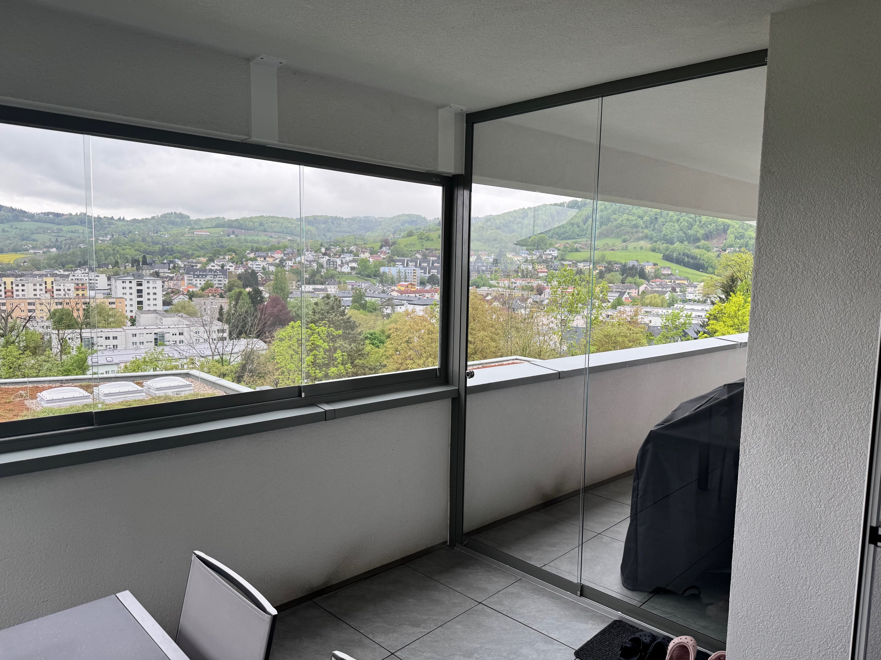 Schiebewände für Balkon in Linz
