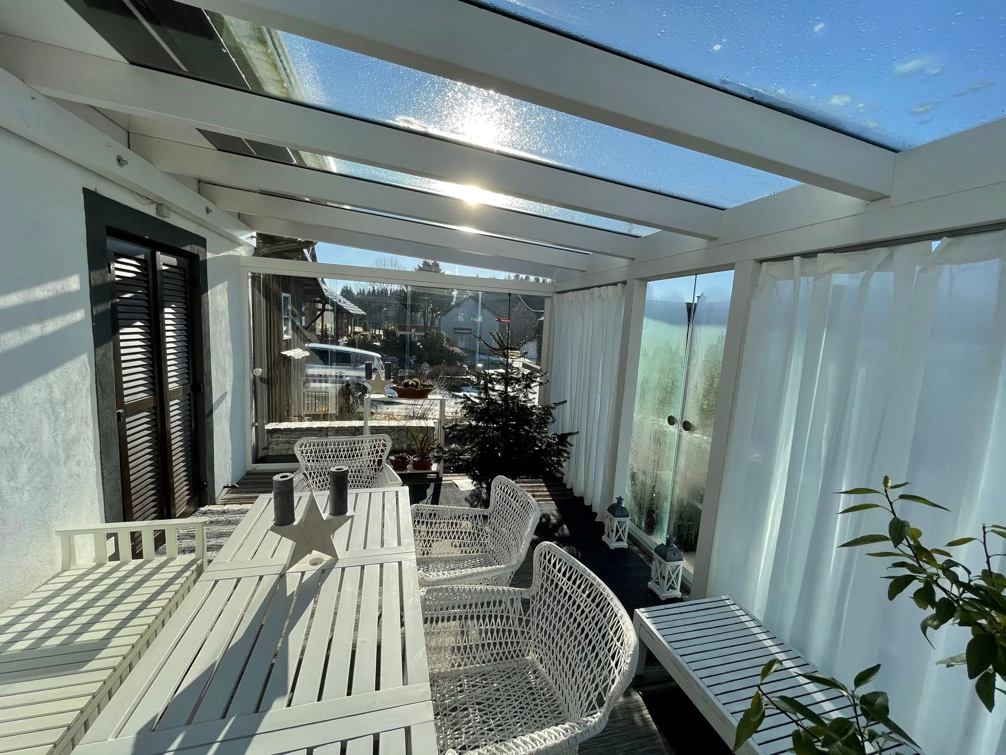 Seitenwände Schiebesystem für Terrassenüberdachung aus Glas