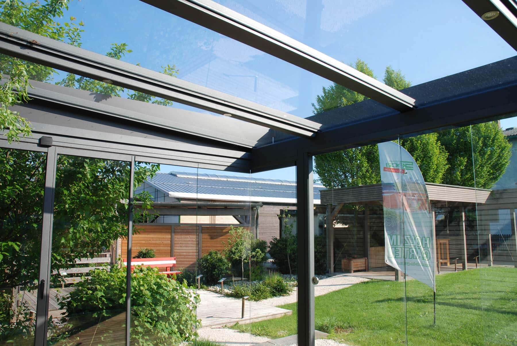Seitenwände für Terrassenüberdachung aus Glas