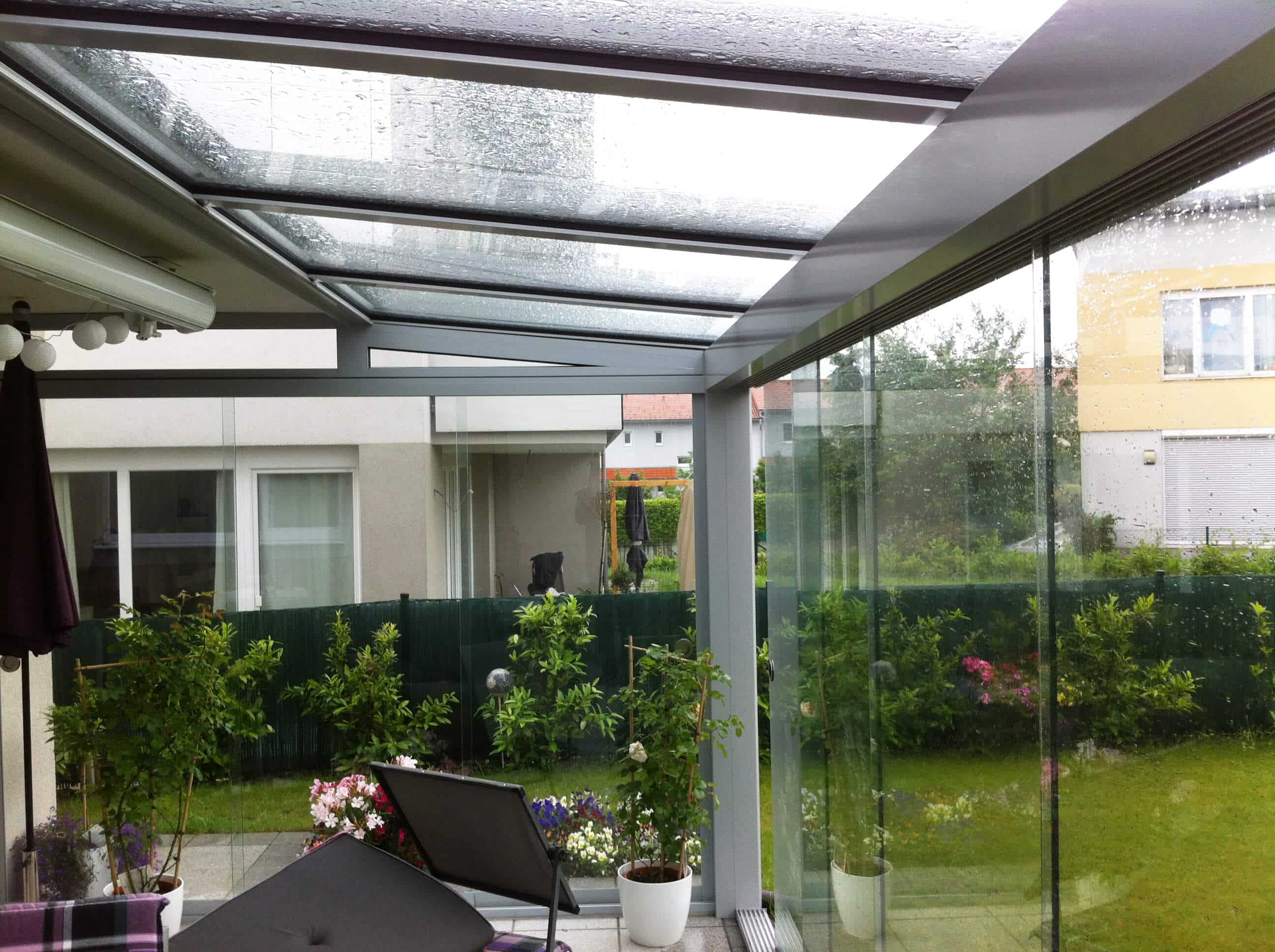 Sommergarten Wind und Wetterschutz