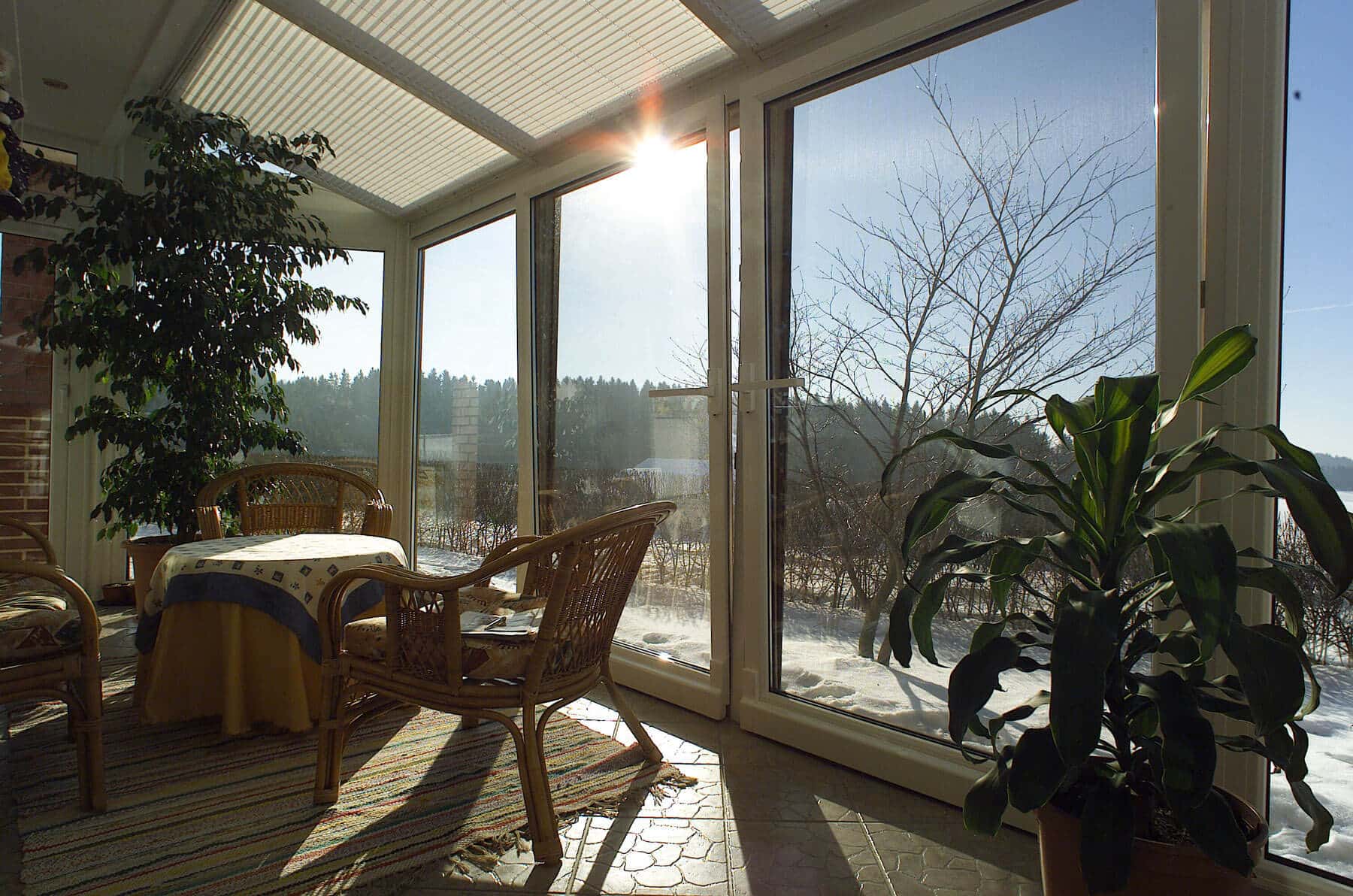 Sonniger Platz im Wintergarten