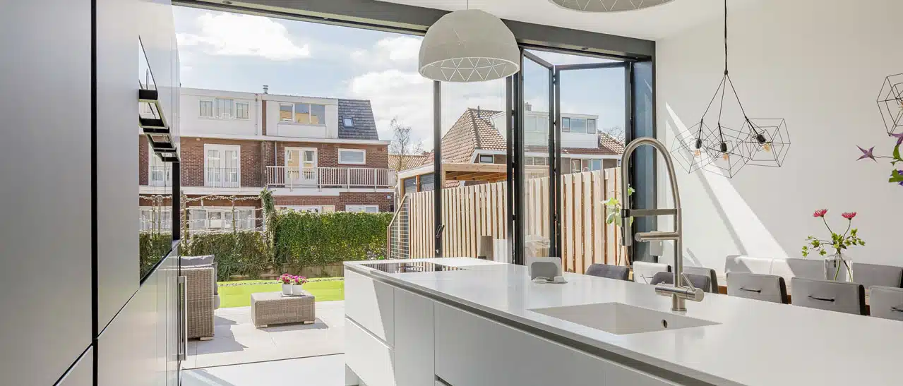 Sunflex Falt-Schiebe-Systeme SF 55 für beheizte Wintergärten