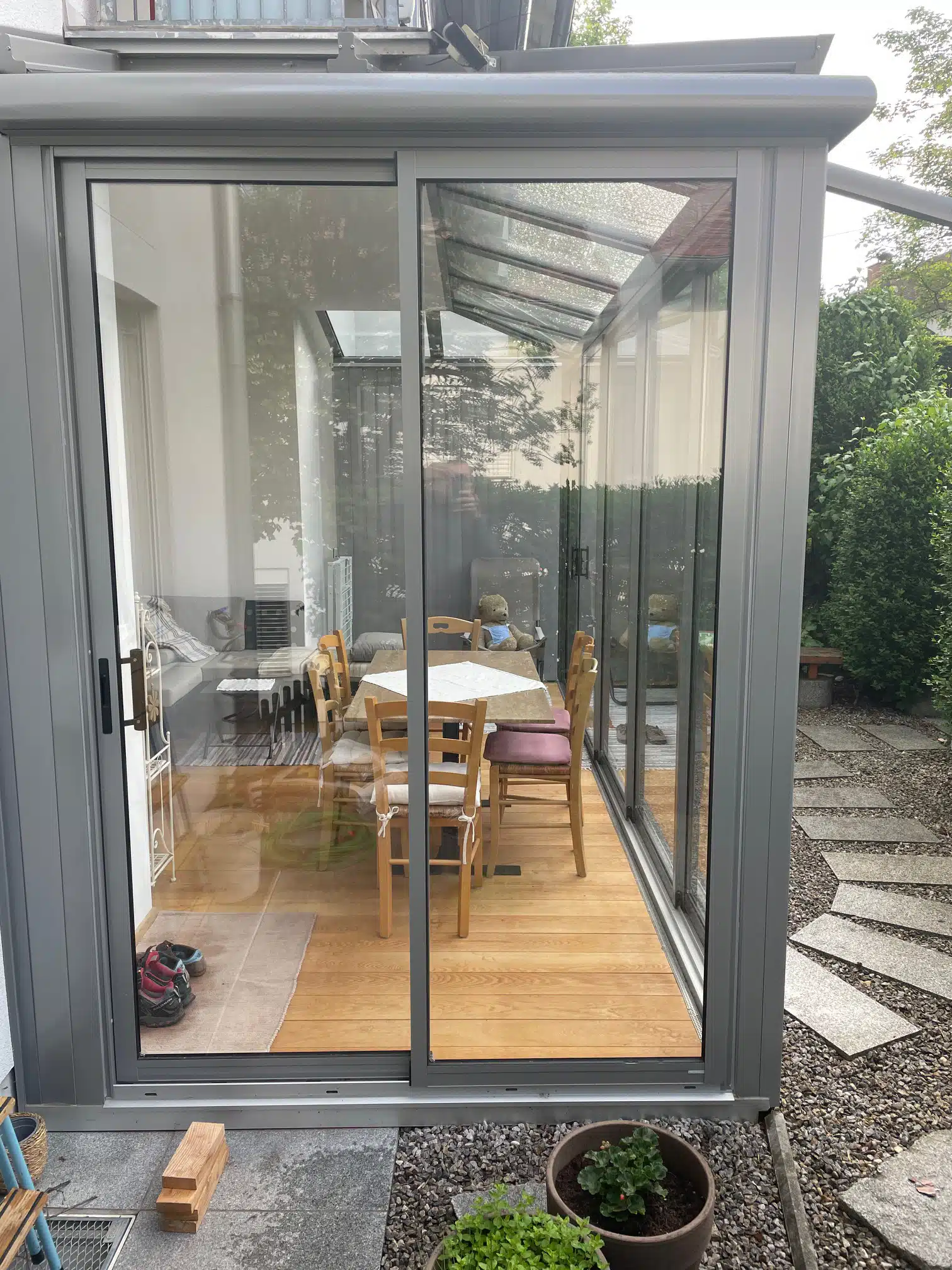 Terrasse zum Wintergarten umgebaut - Material in Alu und Glas - System mit Schiebetüren