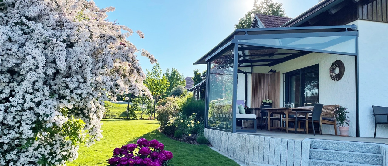 Terrassenüberdachung nachträglich mit Glas verkleiden
