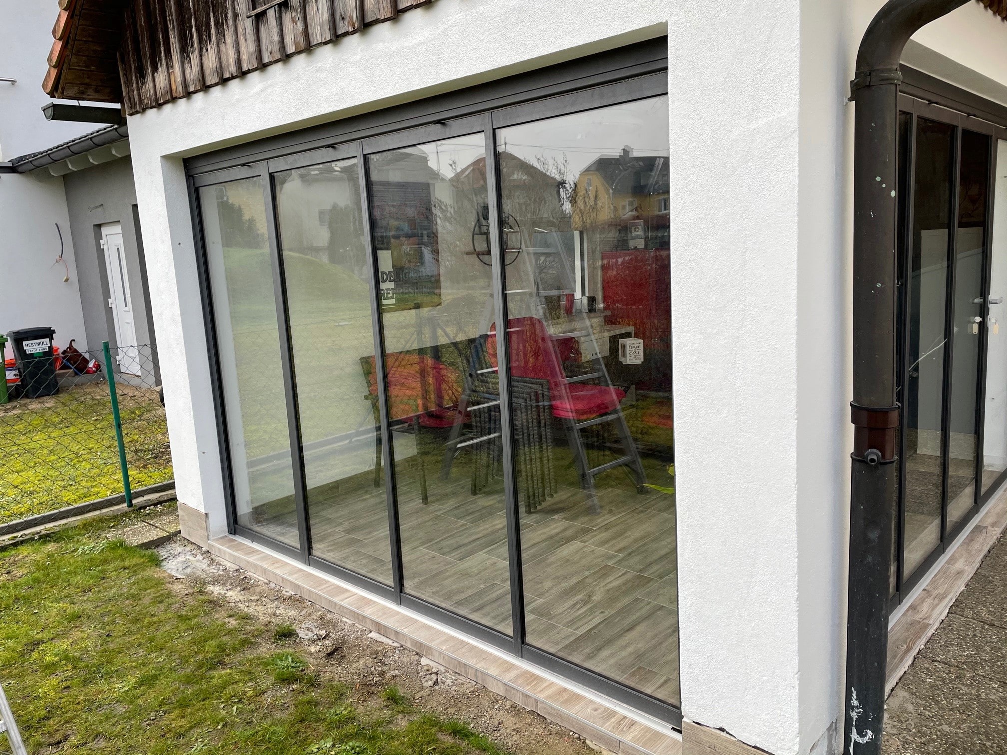 Terrassenverglasung mit Schiebetürsystem