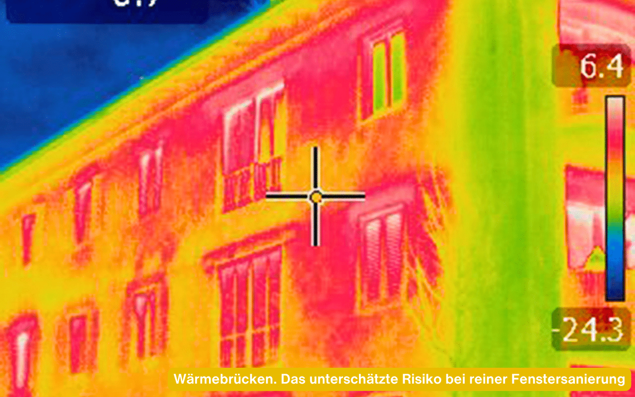 Wärmebrücken das unterschätzte Risiko bei reiner Fenstersanierung - Thermografie einer Fassade mit Wärmeverlust in Rot