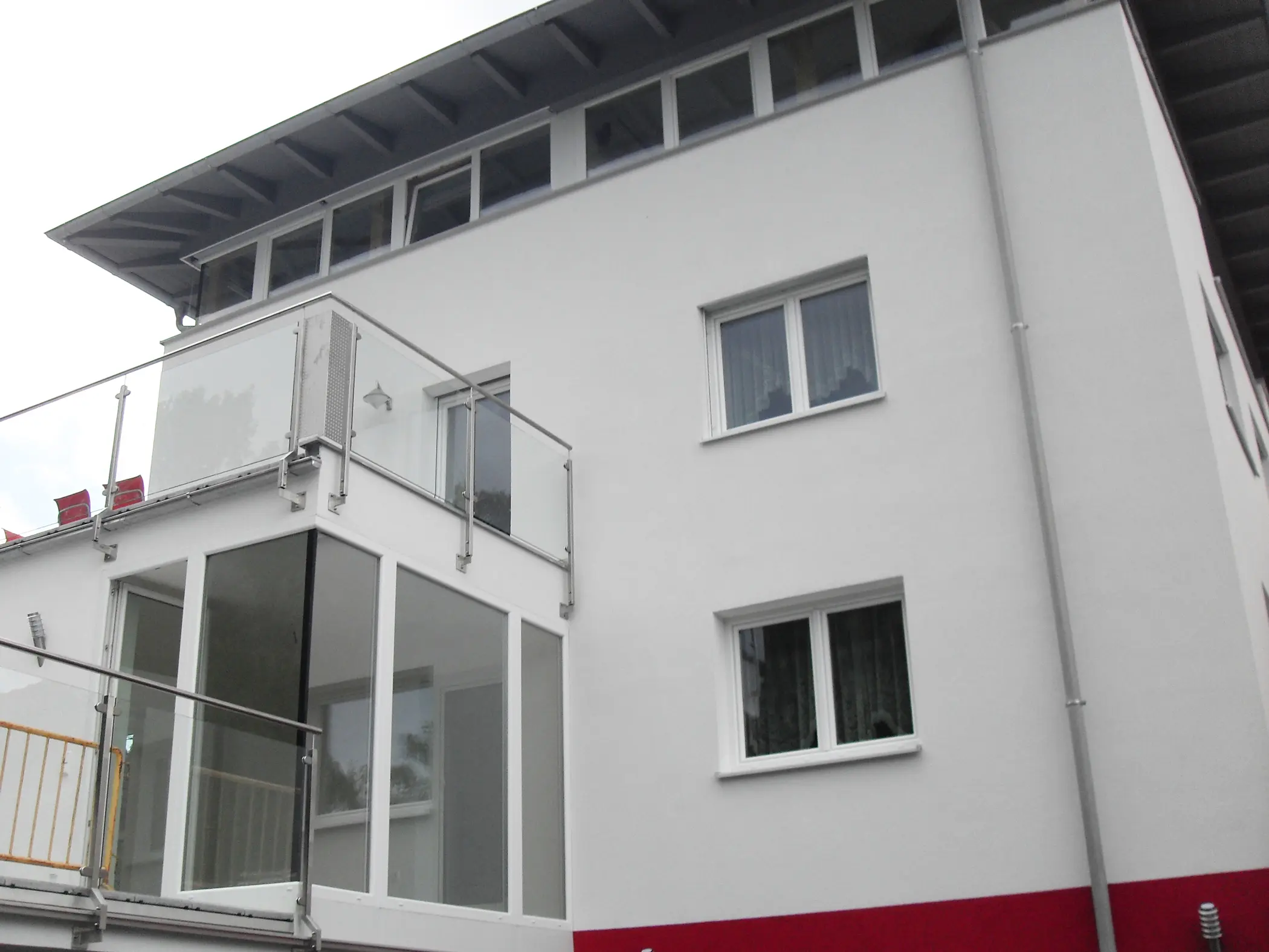 Weiße Kunststofffenster und Türen in Oberösterreich