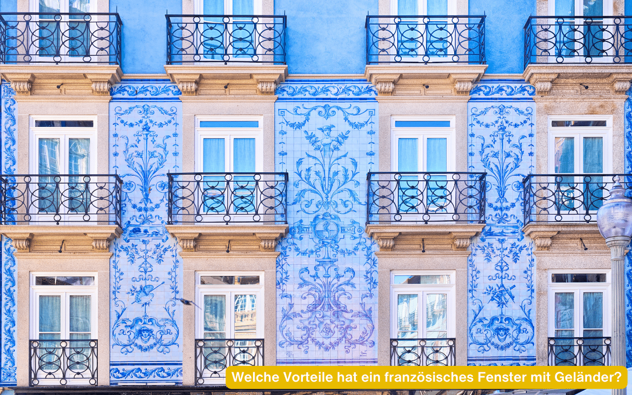 Welche Vorteile hat ein französisches Fenster mit Geländer – klassische Fassade mit Schmiedeeisengeländern vor bodentiefen Fenstern