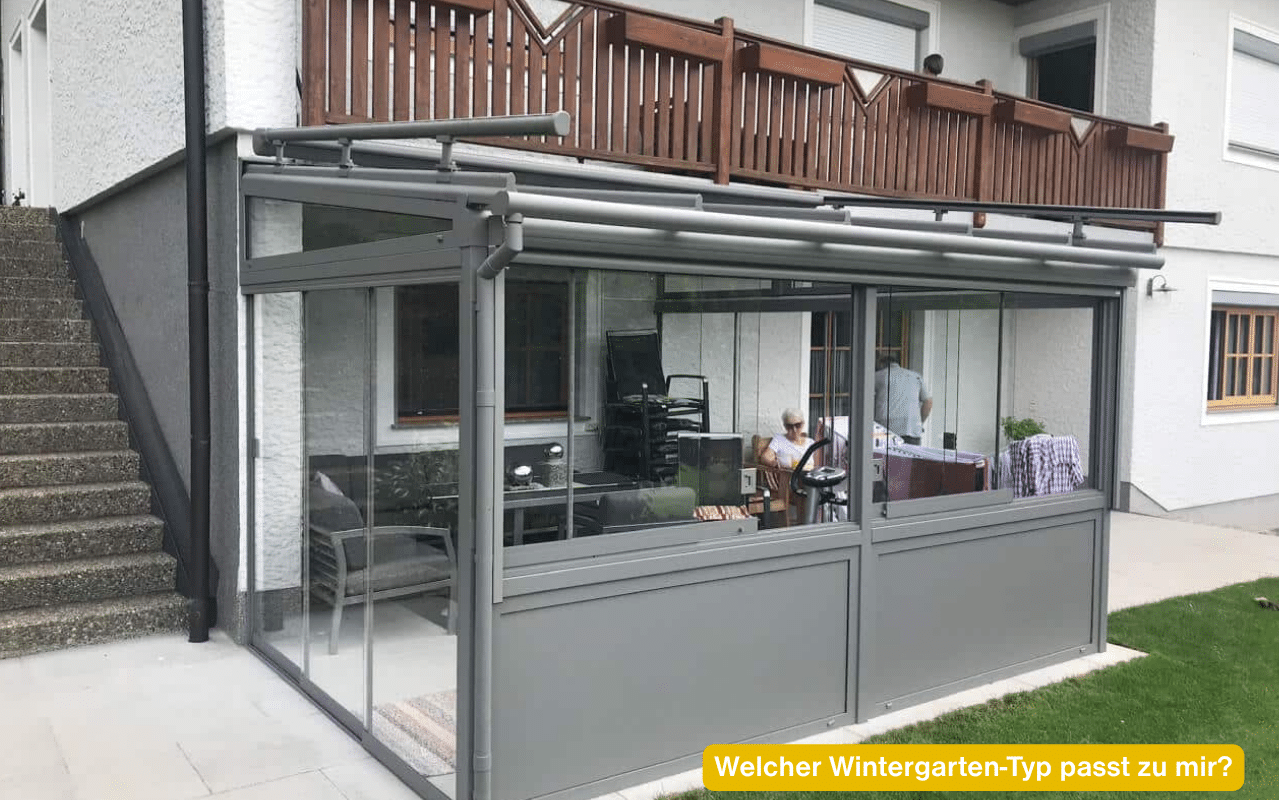 Welcher Wintergarten-Typ passt zu mir? Klassischer Wintergarten mit Pultdach unter einem Balkon