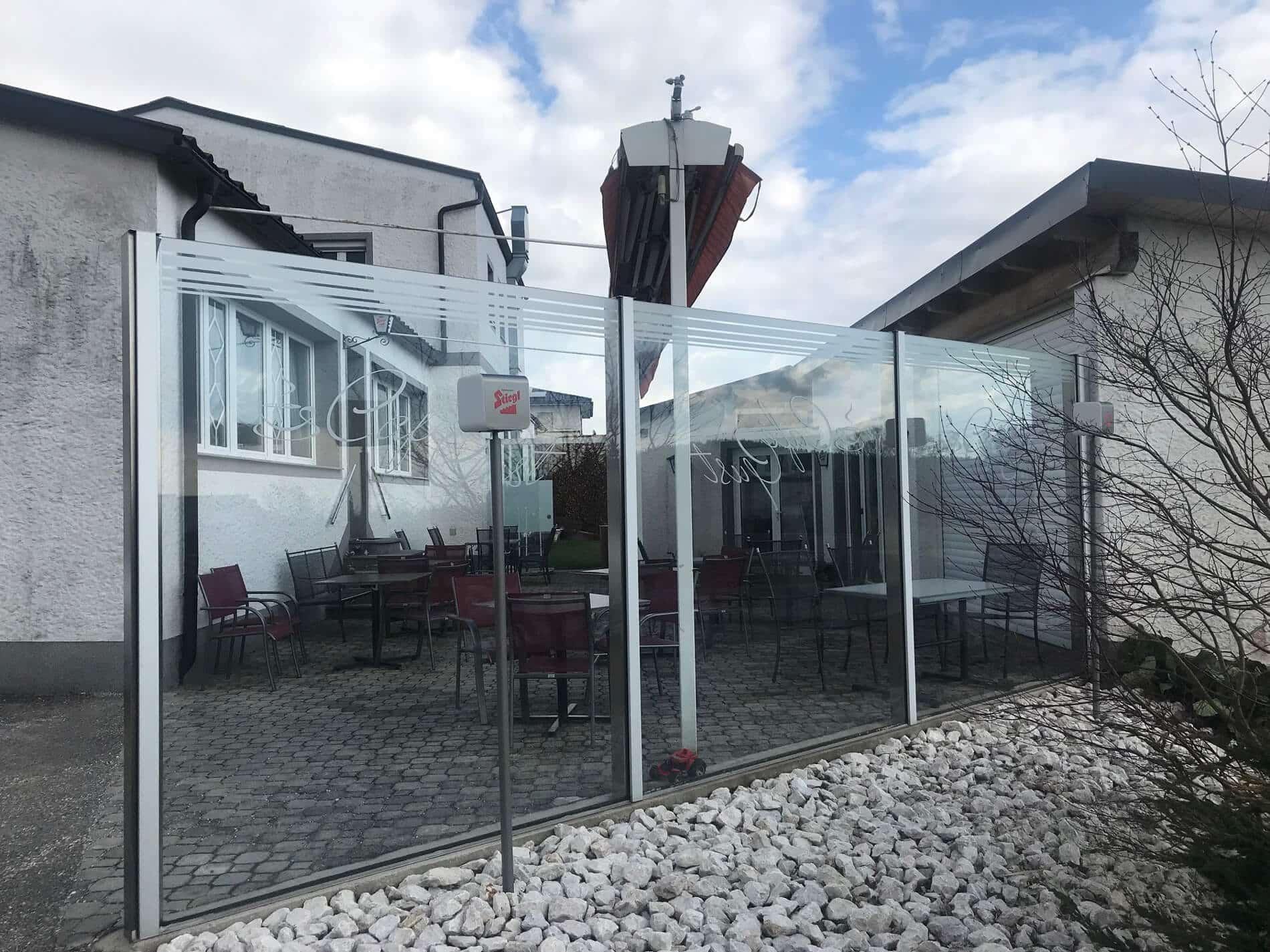 Windschutz für Café Gastgarten