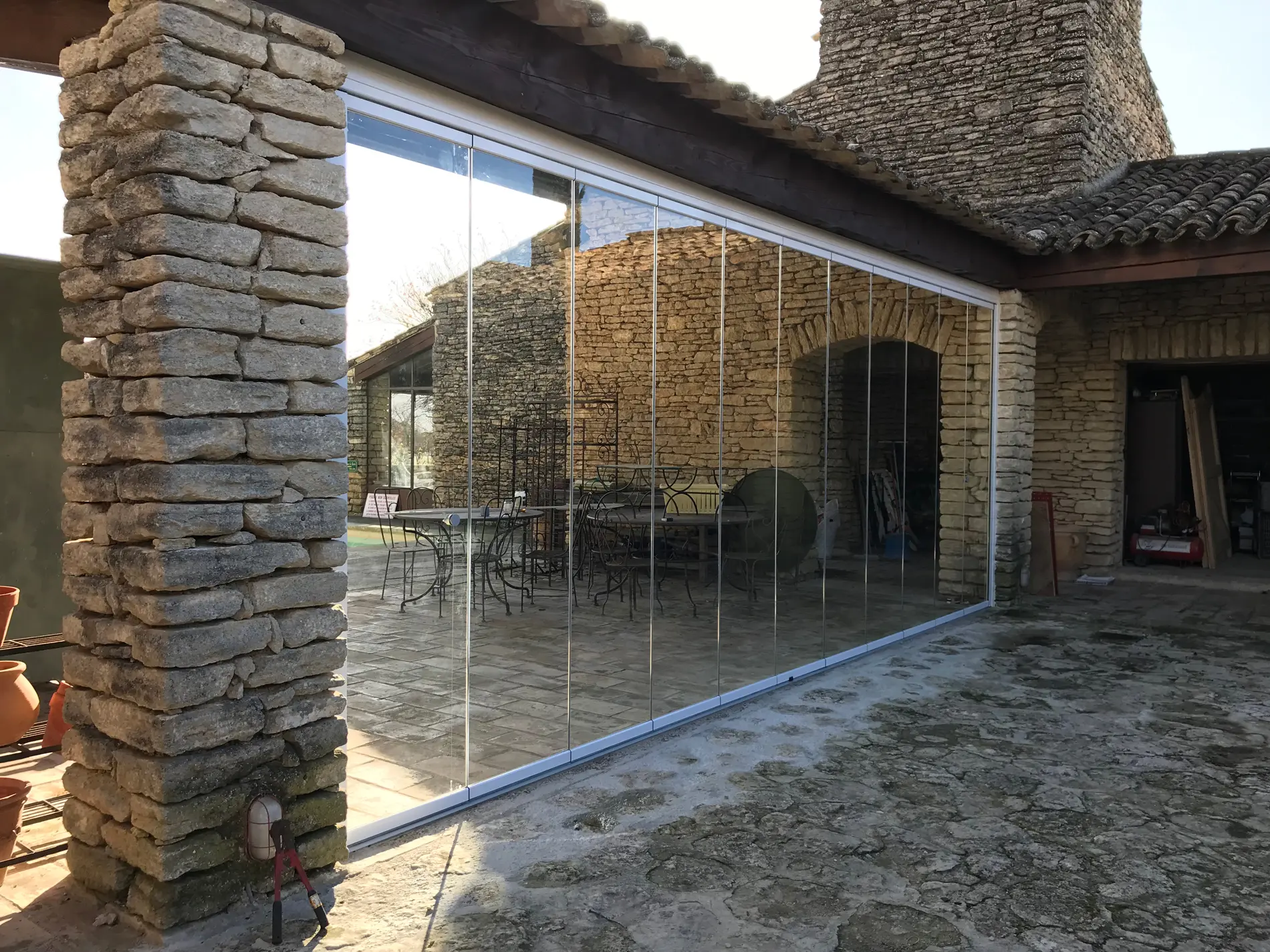 Windschutz Terrasse mit Glas - Schiebe-Dreh-System