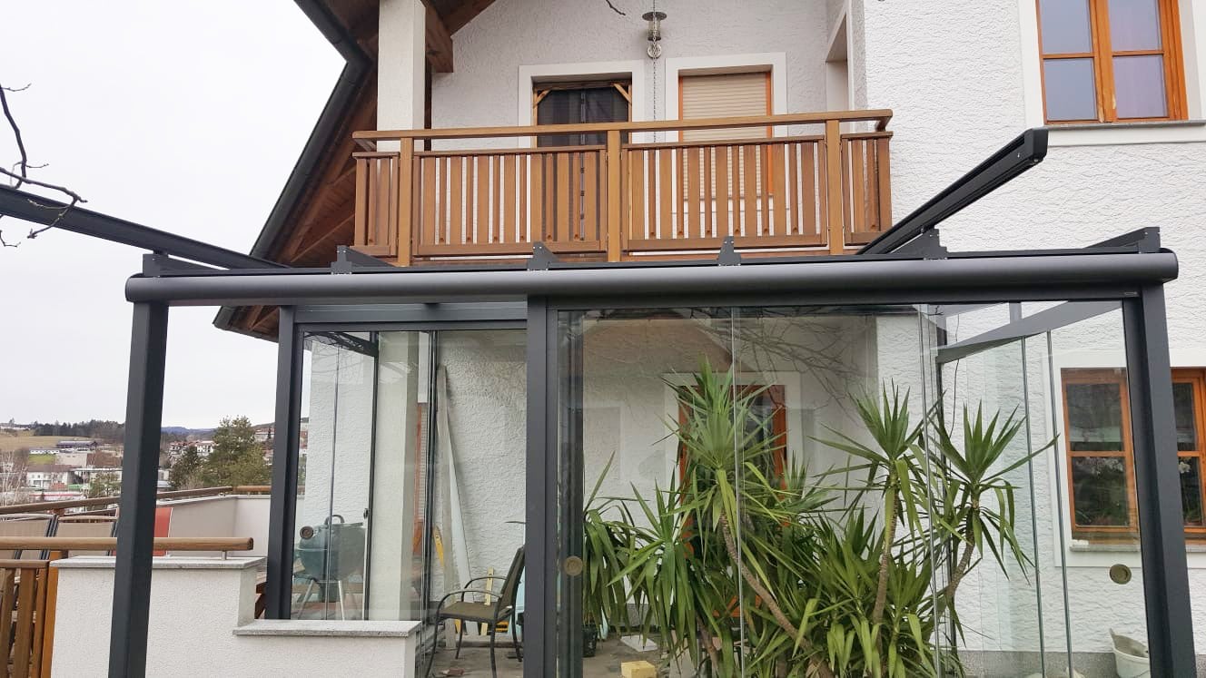 Wintergarten mit Aluminium Pulverbeschichtung in Feinstruktur