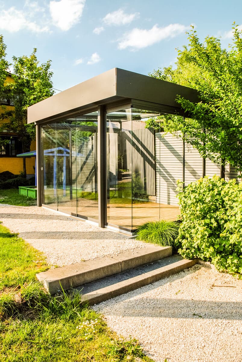 Wintergarten mit gerader Dachoptik