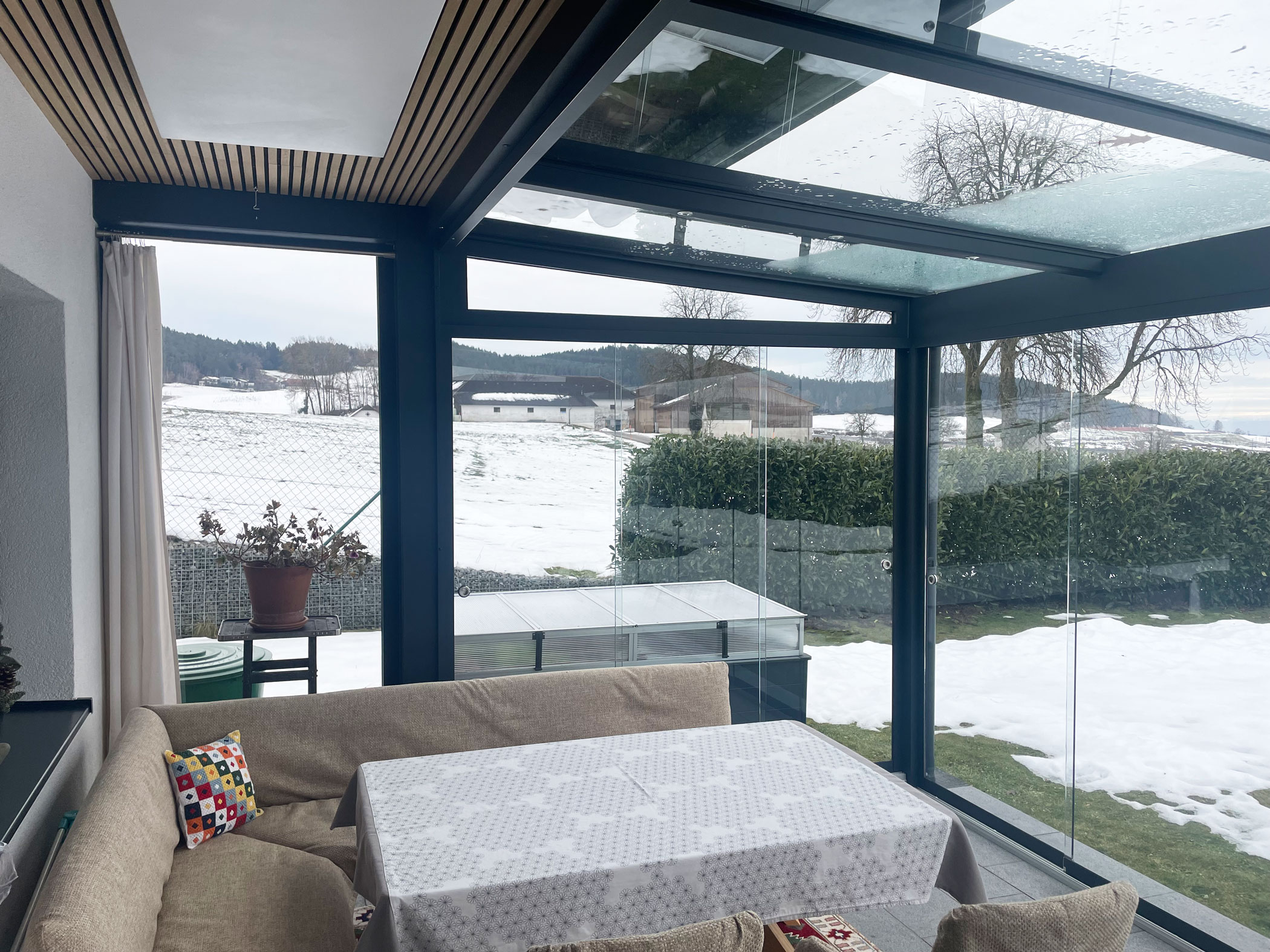 Wintergarten mit viel Glas in 4212 Neumarkt im Mühlkreis