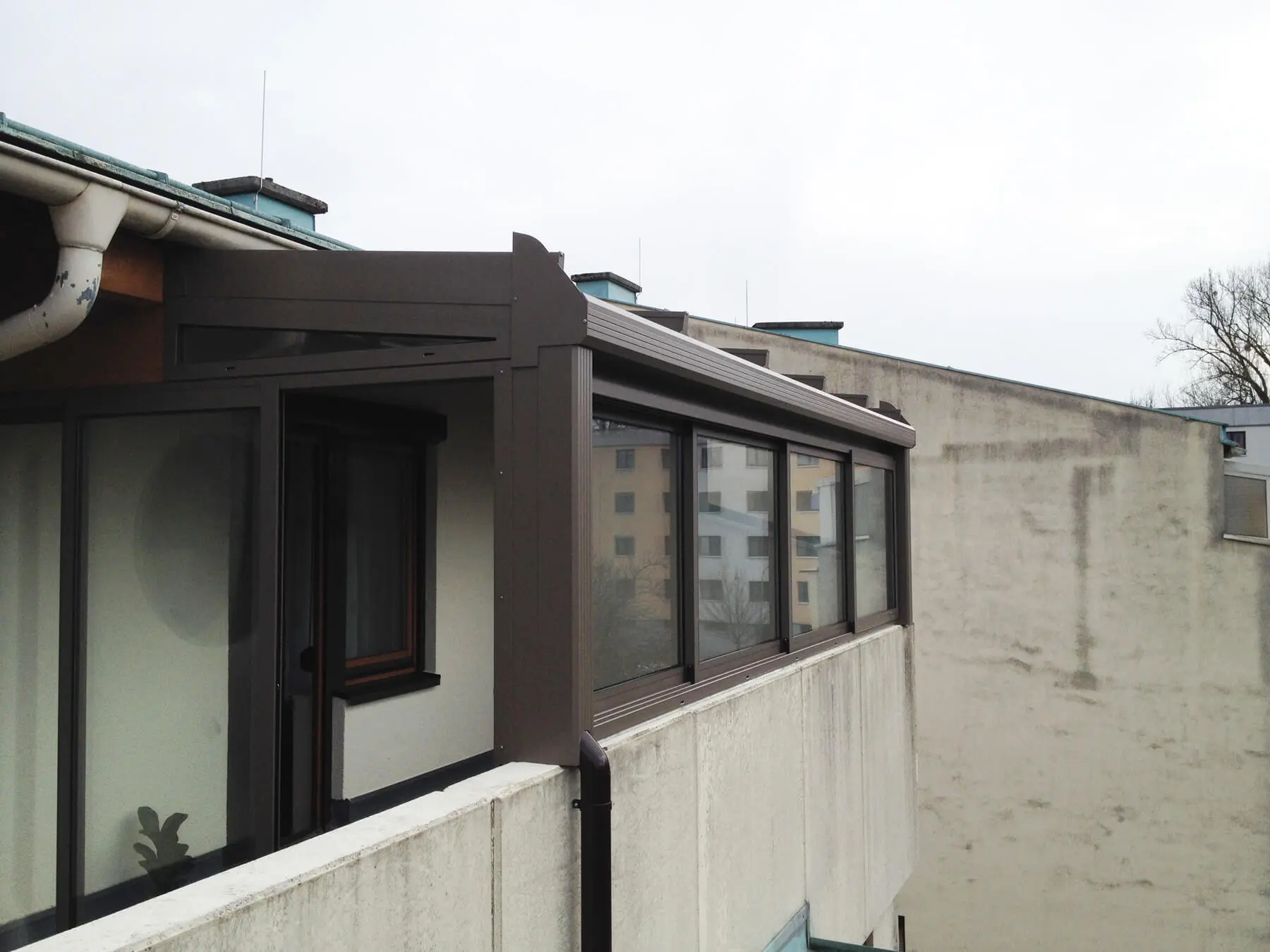 Wohnwintergarten Dachgeschoss in grau